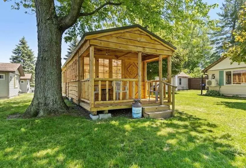 Chippewa Bluffs Resort