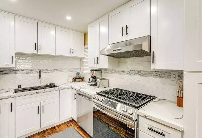 Del Rey Oaks Vacation Home W/ Mini Golf Course!