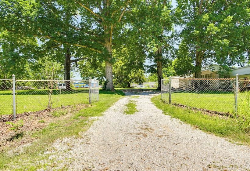 Expansive Florence Home ~ 6 Mi To Downtown!