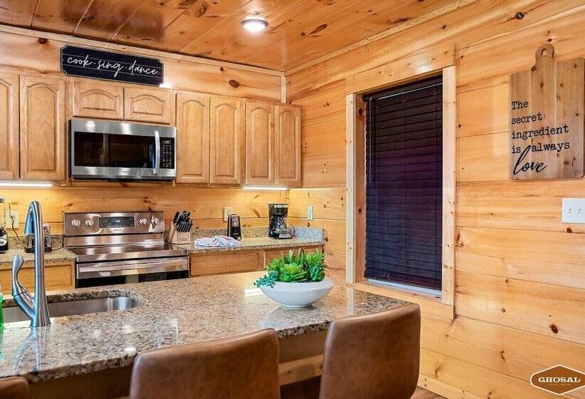 Heavenly Heights By Ghosal Luxury Lodging