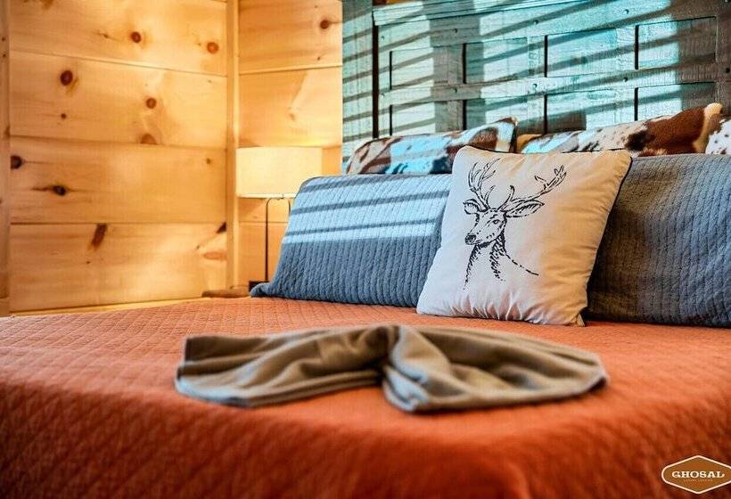 Heavenly Heights By Ghosal Luxury Lodging