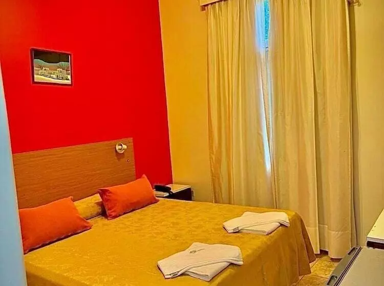 هتل Intersur Independencia