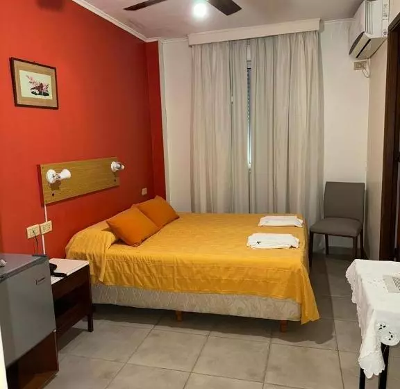 هتل Intersur Independencia