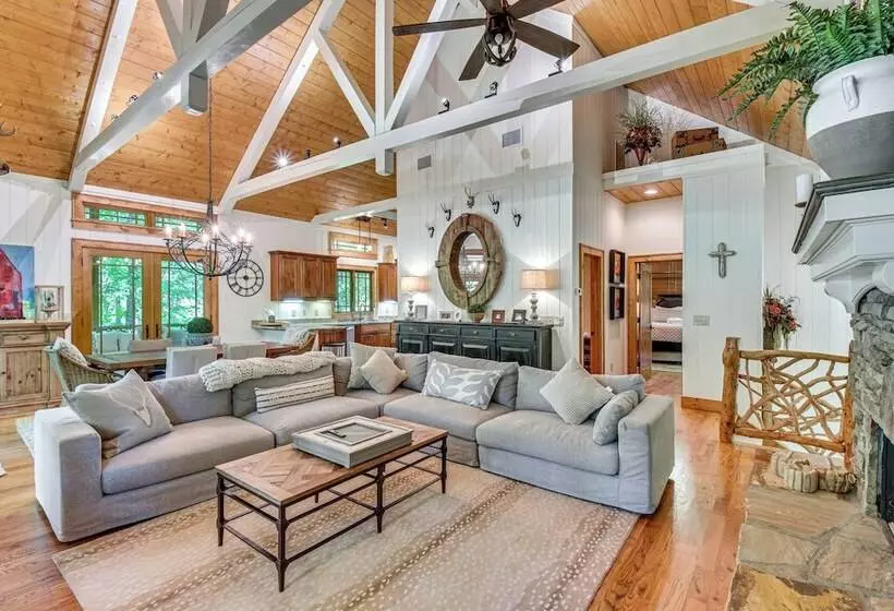 Luxe Trillium Home W/ Fire Pit, 5 Mi To Cashiers