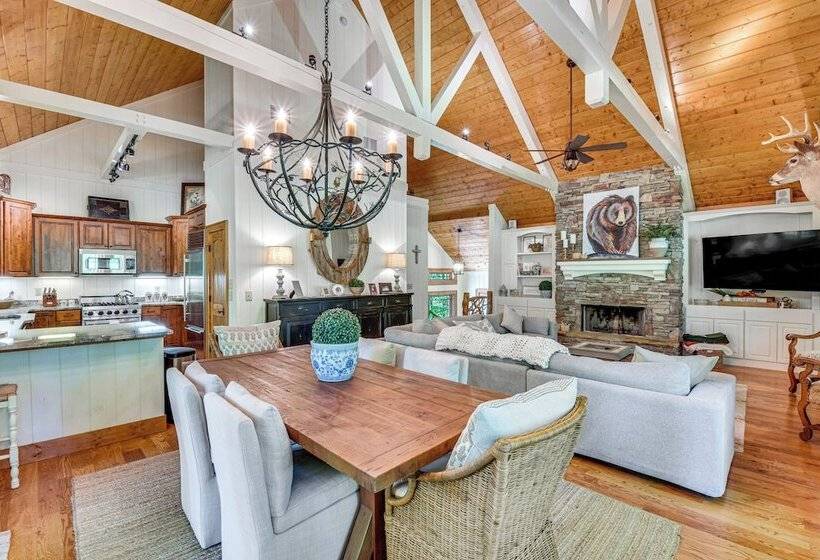 Luxe Trillium Home W/ Fire Pit, 5 Mi To Cashiers