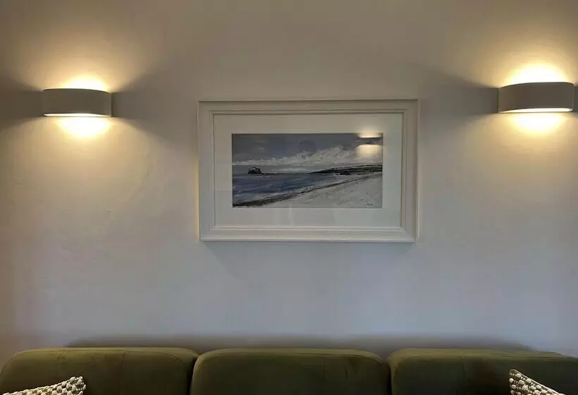 Luxury Northumberland Cottage Near Beach Sleeps 8