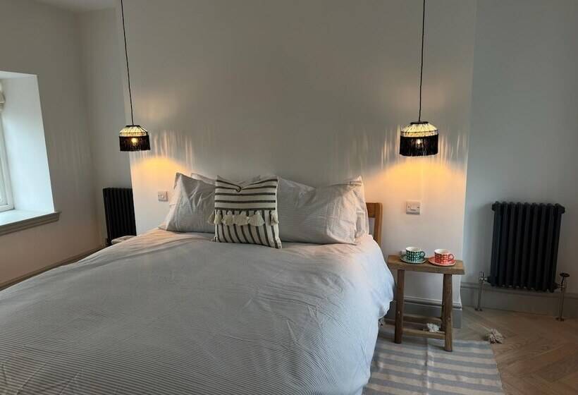 Luxury Northumberland Cottage Near Beach Sleeps 8