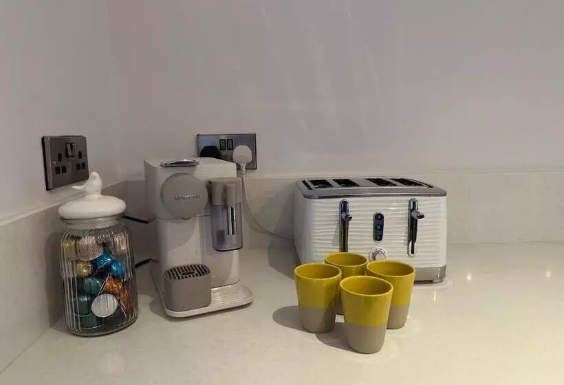 Luxury Northumberland Cottage Near Beach Sleeps 8