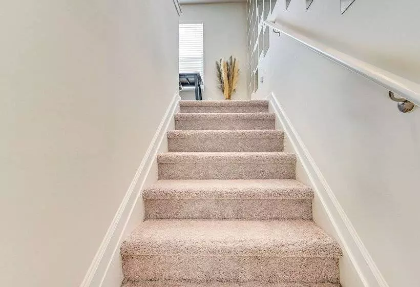 Modern Anderson Home W/ Fire Pit & Grill