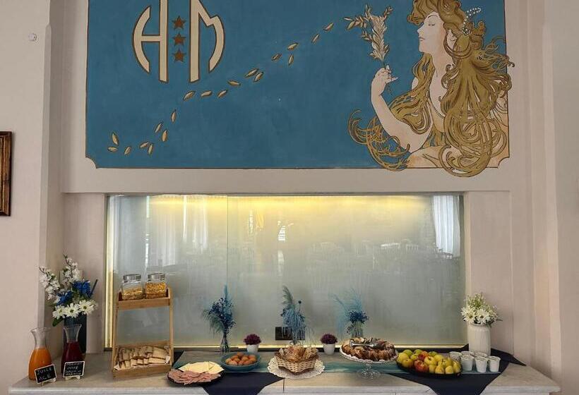 پانسیون Room In Guest Room Versilia Mare Amore 1923