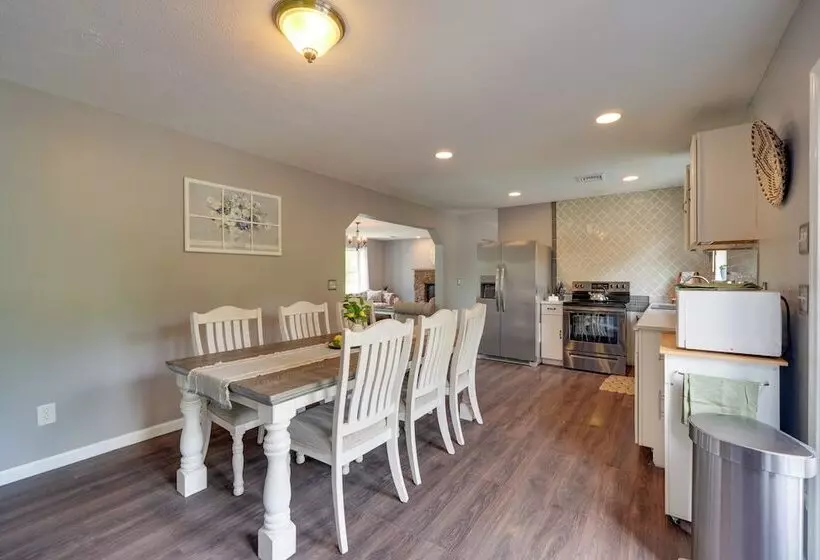 1 Mi To Lakes: Family Pocono Home W/ Fire Pits!