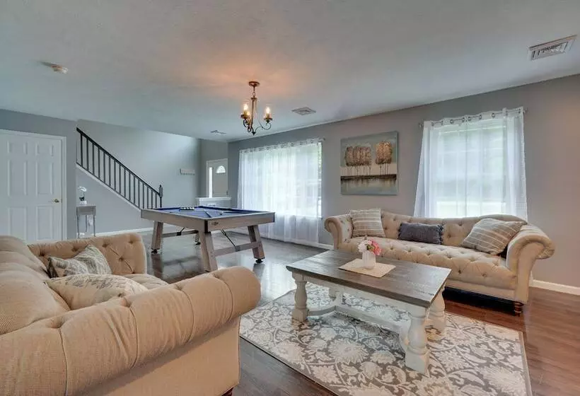 1 Mi To Lakes: Family Pocono Home W/ Fire Pits!