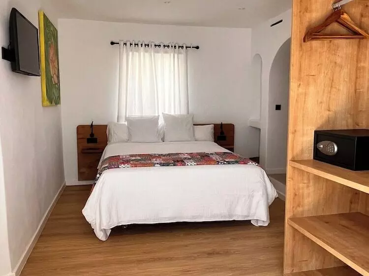 ホテル Fergus Style Punta Arabi