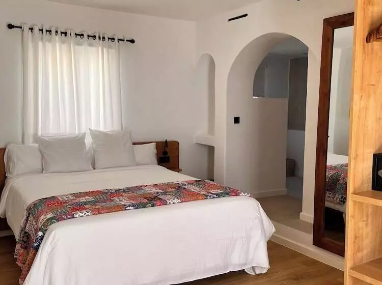 ホテル Fergus Style Punta Arabi