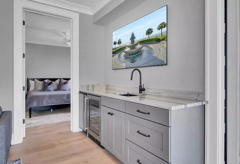 3 47th Avenue By Avantstay Oceanfront + Private Pool + View