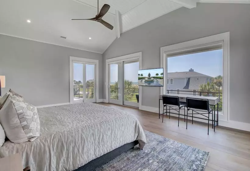 3 47th Avenue By Avantstay Oceanfront + Private Pool + View