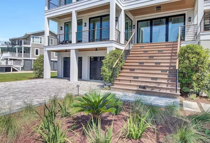 3 47th Avenue By Avantstay Oceanfront + Private Pool + View