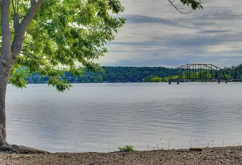 Group Getaway In Afton W/ On Site Lake Access