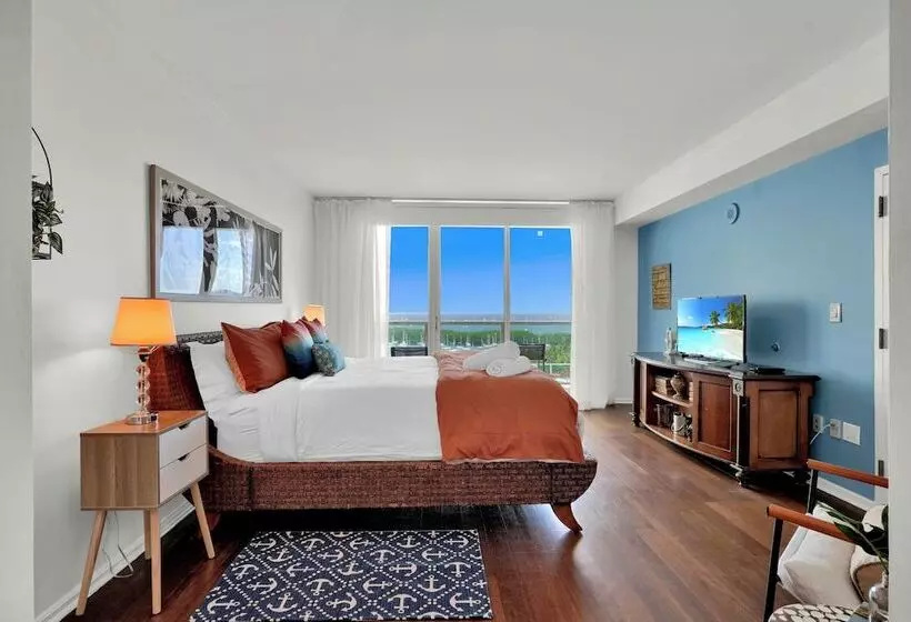 Amazing Sea View Studio