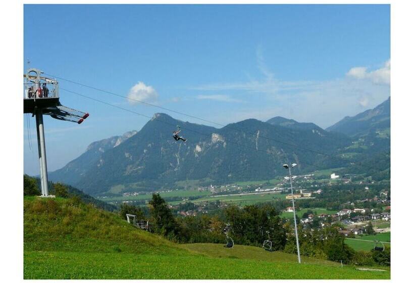 Kaiserblick Comfortable Holiday Residence