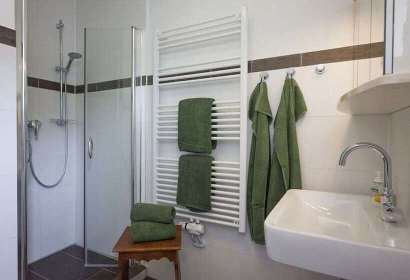 Kaiserblick Comfortable Holiday Residence