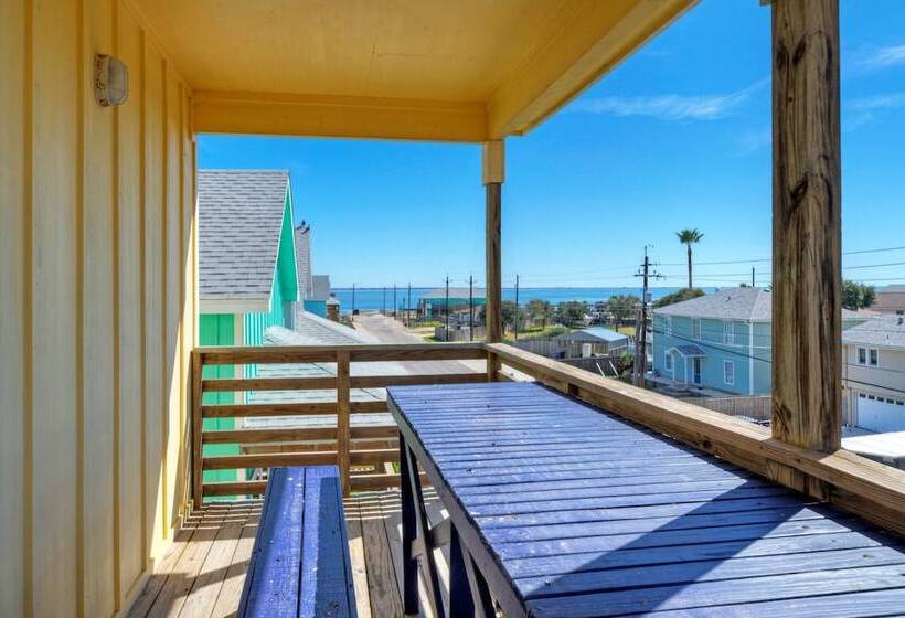 6bdr, Balcony W/ Bay View, Shared Pool + Boat Dock Keeper Red By Avantstay