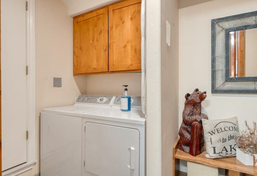 Lake Star By Avantstay Hot Tub, Walk To Beach