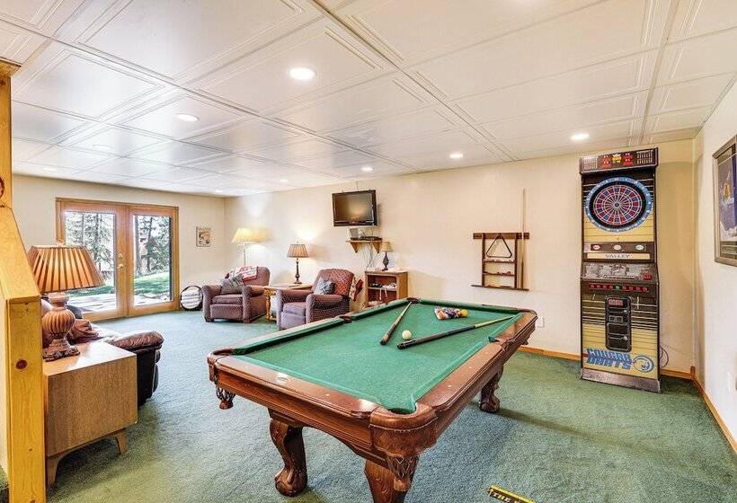 Lead Home In The Mountains W/ Hot Tub + Views!