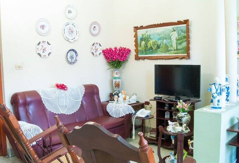 پانسیون Casa Anita