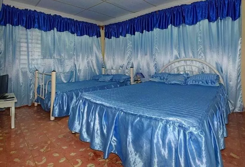Majatalo Hostal Eida Y Lujan Playa La Boca