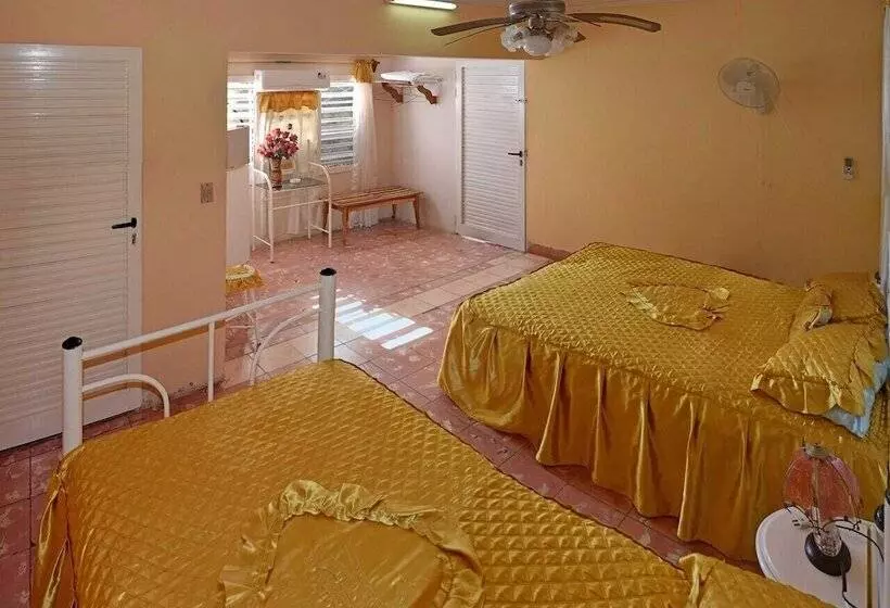 Majatalo Hostal Eida Y Lujan Playa La Boca