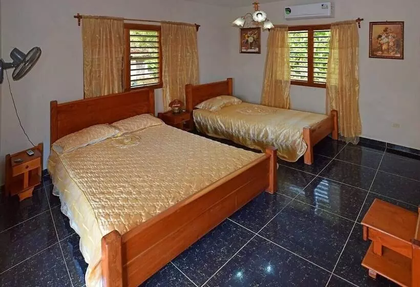Majatalo Hostal Eida Y Lujan Playa La Boca