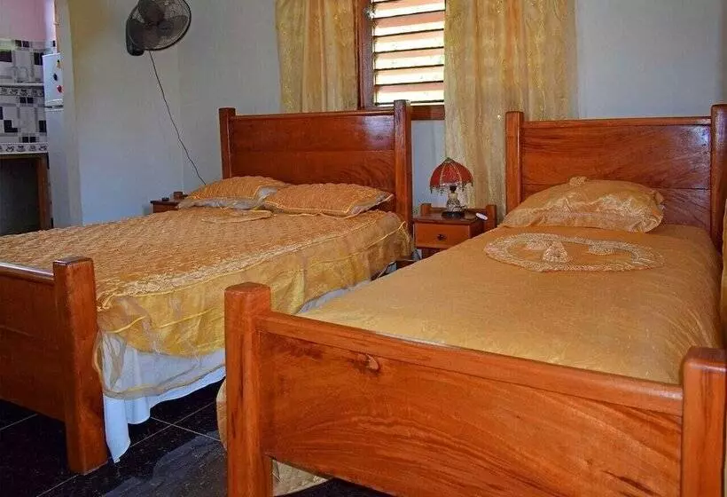 Majatalo Hostal Eida Y Lujan Playa La Boca