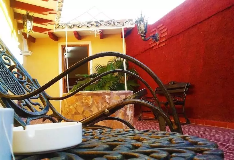 Majatalo Hostal Turmalina