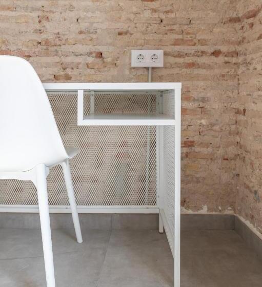 بنسيون Residencia Universitaria Trinitarios