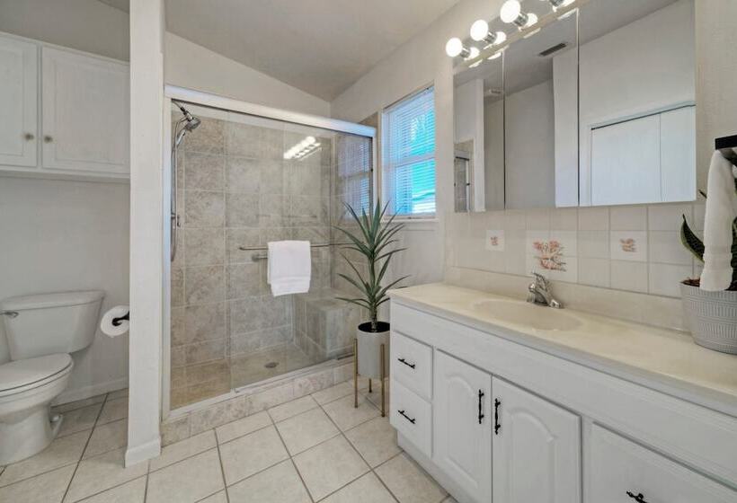 Private Pool, In Golf Cart Zone, Golf Cart For Rent Sea Therapy By Avantstay