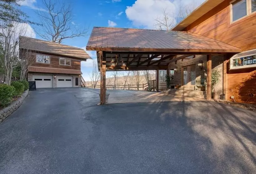 Thunder Mountain By Avantstay Views + Hot Tub