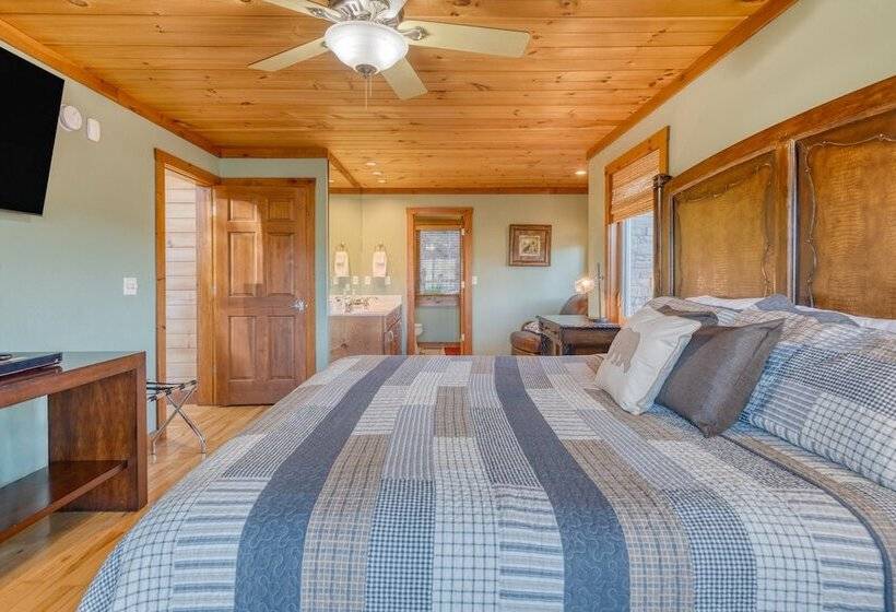 Thunder Mountain By Avantstay Views + Hot Tub