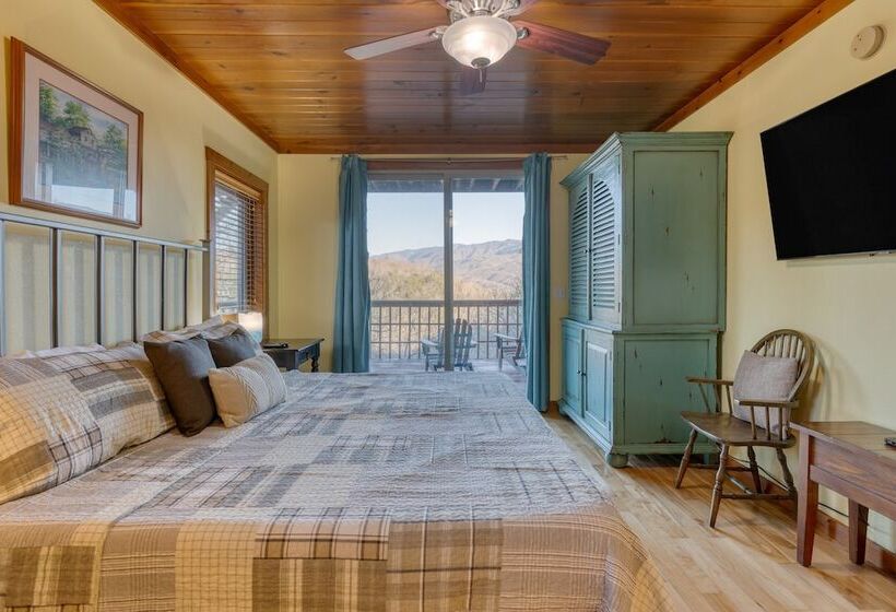 Thunder Mountain By Avantstay Views + Hot Tub