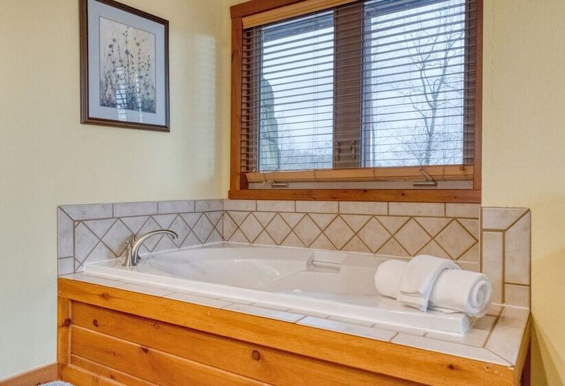 Thunder Mountain By Avantstay Views + Hot Tub