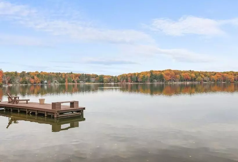 Woodland Oasis By Avantstay Hot Tub, Firepit, Walk To Lake