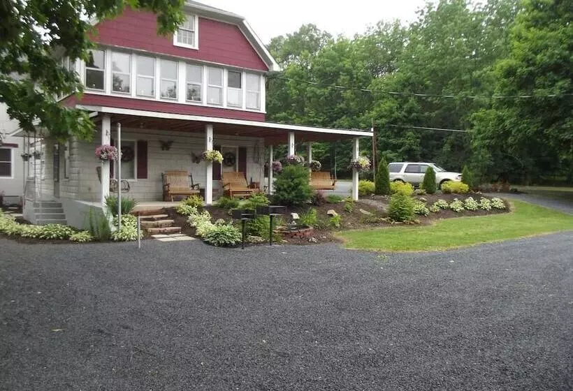 Beagle's Bed & Breakfast