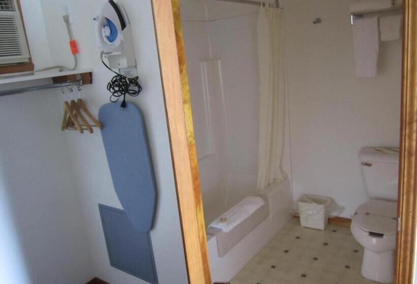 Bishops Country Inn Motel