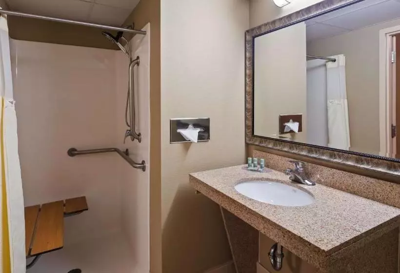 ホテル Best Western Crossroads Of The Bluffs