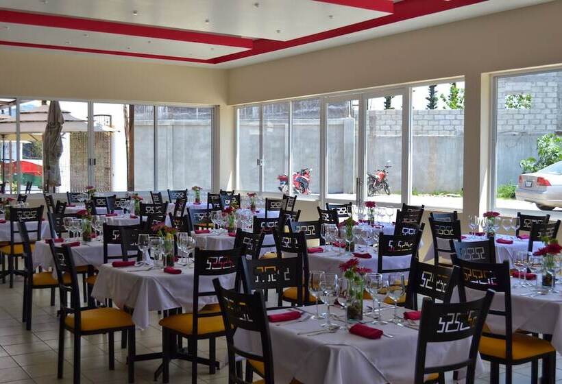 فندق Casablanca Xicotepec