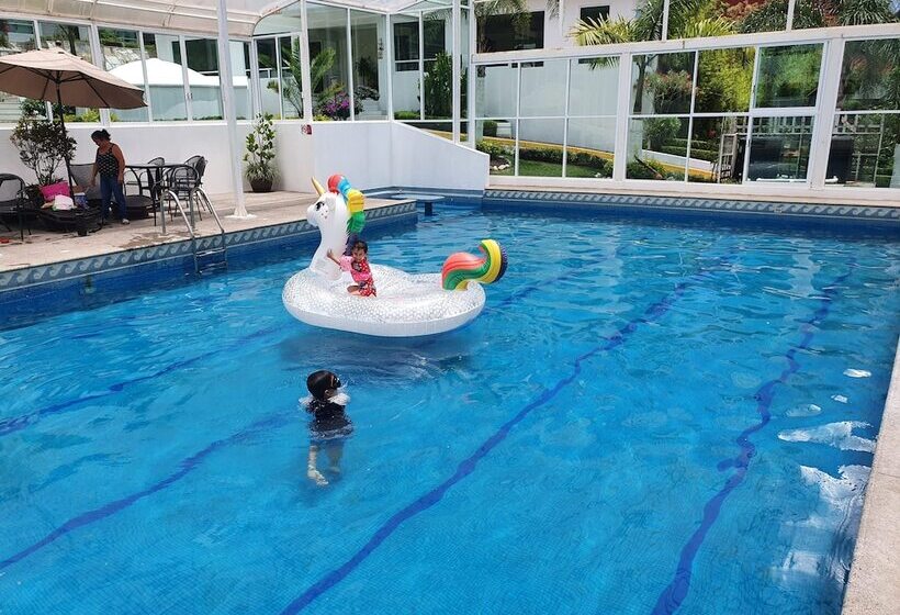 فندق Casablanca Xicotepec