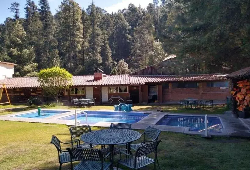 Hotelli Club Tejamaniles