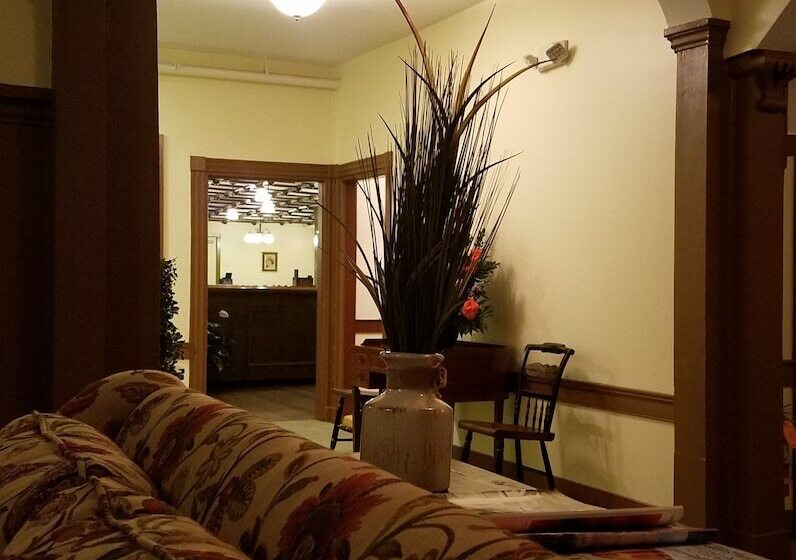 Отель Washington Inn And Tavern