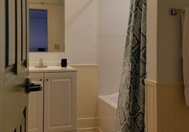 Отель Washington Inn And Tavern