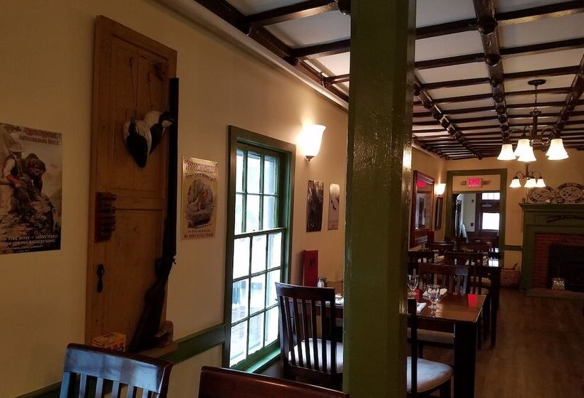 Отель Washington Inn And Tavern